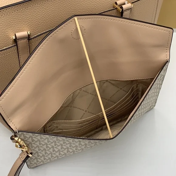 Michael Kors Maisie Large Pebbled Leather 3-in-1 Tote Bag Buff Signature Multi - Picture 10 of 16